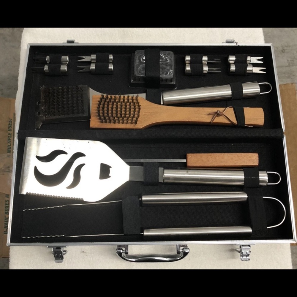 Cuisinart Grilling Tool Set with Silver and Brown Accents